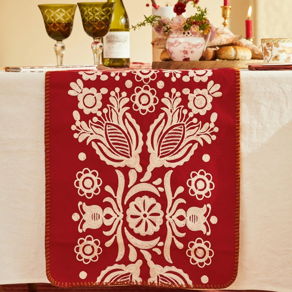 Festive Red Floral Table Runner for Christmas Dining, Elegant Embroidered Tweed Holiday Home Decor